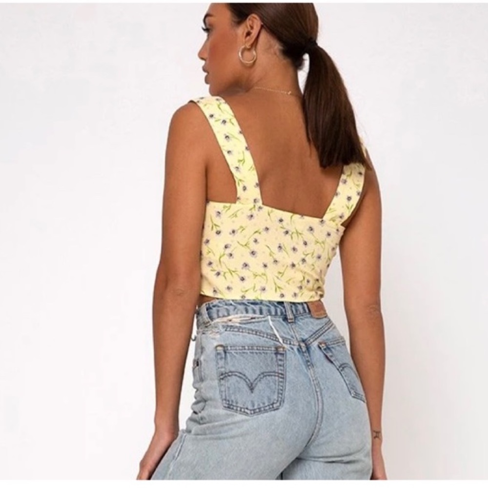 NWT MOTEL GLADIS VEST CROP TOP IN WILD FLOWER - Picture 4 of 4